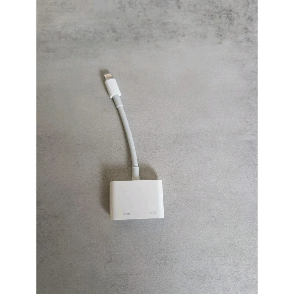 Apple A1438 Lightning to HDMI Digital AV Adapter